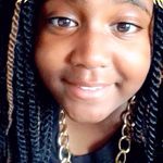 Loren Wright - @veve_beaby - Instagram