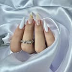 Lorena Barros - @nails.lore_barros - Instagram