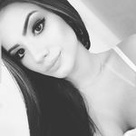 Lorena Sanders - @lore.naabraao - Instagram