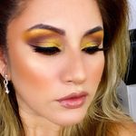 Lorena Santillán Makeup/Studio - @lorenasantillanmakeup - Instagram