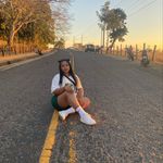 Lorena Saravia - @saraviia_2001 - Instagram