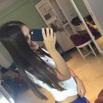 Lore - @lorenashawels - Instagram