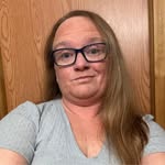 Lorena Ann Carver - @mommared95 - Instagram