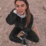 lorena garrett - @lorena.garrett16 - Instagram
