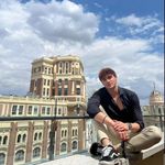 𝐈𝐃: 𝐋orenzo 𝐁axter - @thelbaxter - Instagram