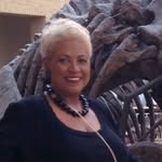 Loretta Howell - @loretta.howell.556 - Instagram