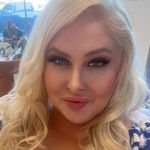 Loretta Grey | Makeup Perfume - @lorettalicious - Instagram