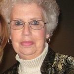 Loretta Lowe - @lorlowe - Instagram