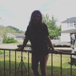 loretta lyons - @lorettalyons95 - Instagram