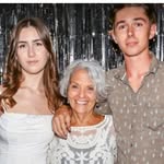 Loretta Loveys-Masella - @nanabanadingdong - Instagram