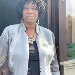 Loretta Seals - @loretta_seals01 - Instagram