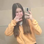 Loretta Tóth - @picur_privijee - Instagram