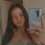 Loretta Tóth - Facebook
