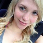 katie lenna - @wayne_loretta_woody - Instagram