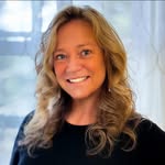 Lori Archambault Wallace - @loriannayoga_wellness - Instagram