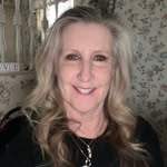 Lori Carpenter - @loricarp3118 - Instagram