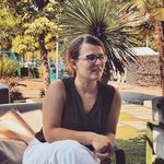 Lori Bardeli - @loribardeli - Instagram