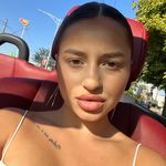 Lori wunderschön - @lori_bardy - Instagram