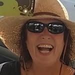 Lori Bogle - @loriloveswater - Instagram