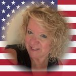 Lori Senecal Brucker - @photosbylola - Instagram