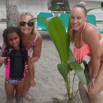 Lori Bye Parris - @loribyeparris - Instagram