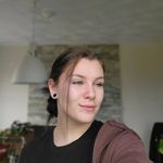 Lorie Chartier - @babbyy_girl12 - Instagram