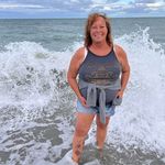 Lori Cody - @loriharouff - Instagram