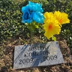 Lori Compton - Facebook