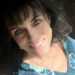 Lori Conner - @loriconner.skincare - Instagram