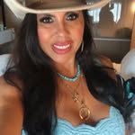 Lori corwin - @whiskeegrl90 - Instagram