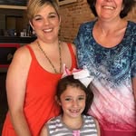 Lori Dials - @lori.dials.5 - Instagram