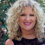 Lori Douglas - @lori.douglas.988 - Instagram