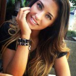 Lori Esquivel - @theonlylori - Instagram