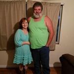 Lori Wells - @loriezell77 - Instagram