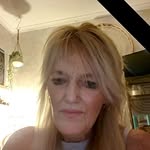 Lori Garland - @lorigarland81 - Instagram