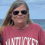 Lori Geddes - @lori_ack - Instagram