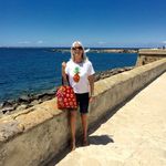 Lori Griffiths - @lorileaflorence - Instagram