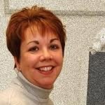 Lori Holliday - @joyful_kinkeeping - Instagram