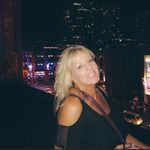 Lori Jansen - @dagatoy354 - Instagram