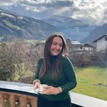 Melanie Loiberspäck - Yoga | Self Love | Travel ☀️ - @mel_mindfullife - Instagram