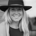 Lori LaBarge - @l.labarge17 - Instagram