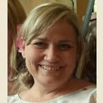 Lori Laughlin - @gelmomentbylori - Instagram