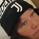 Lori Lavelle - @lori.lavelle.7 - Instagram
