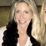 Lori Lee Hoel - @rowenandrocco - Instagram