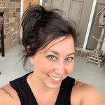 Lori Letts - @lettslivealittle - Instagram