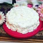 Lori Letts - @letts_cupcake - Instagram