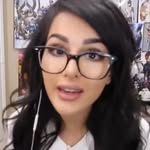 lori Light - @beddybyebedbugs - Instagram