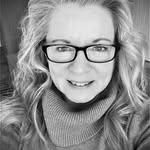 Lori Lowe - @lori.lowe.5 - Instagram