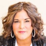 Lori Anderson Lucero - @loriluceroatx - Instagram