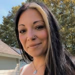 Lori Marsh - @2bottlelori - Instagram